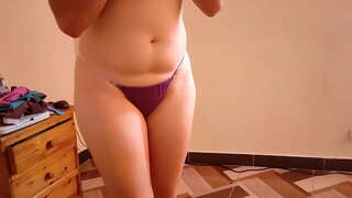 Diana tôi và hút dương vật của tôi khi tôi nghiên cứu tất cả ngày